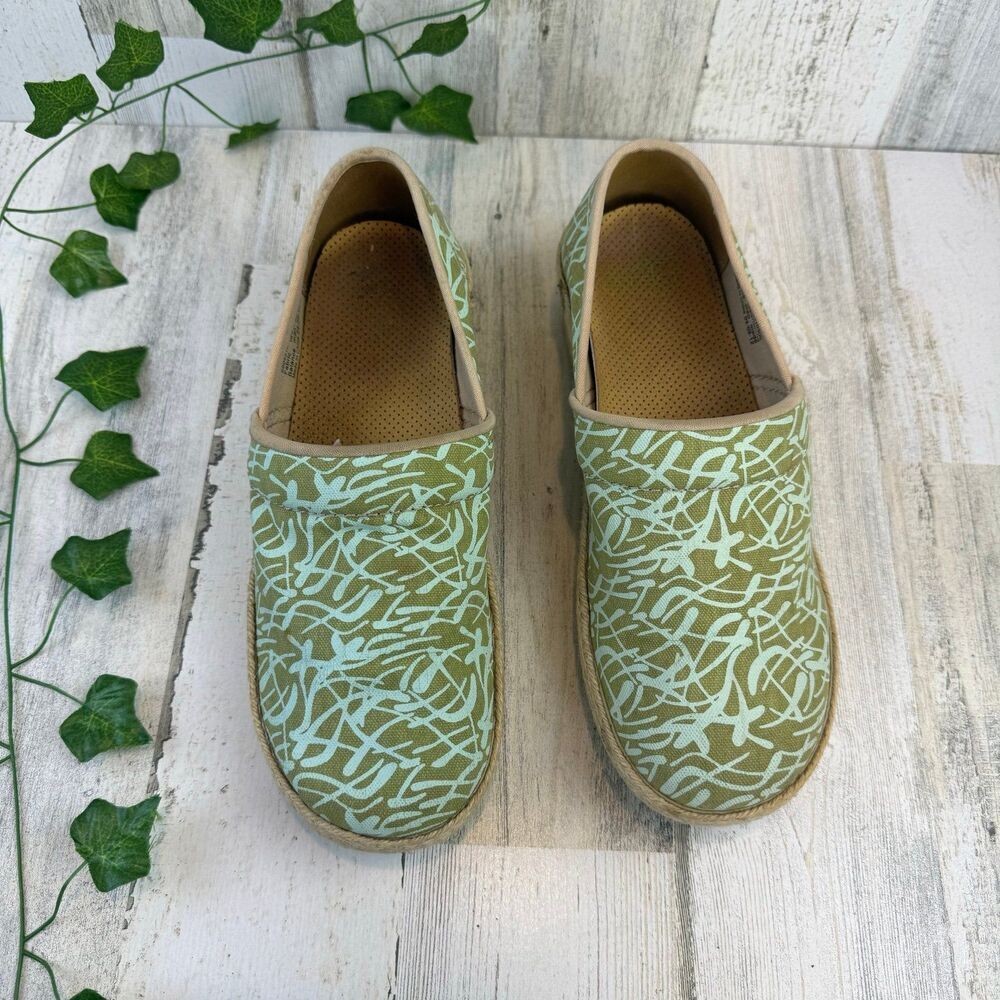 Dansko Victoria Espadrille Clogs Nursing Shoes Size 41 Women’s
